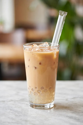 Almendra Milk Tea con Jelly Lychee